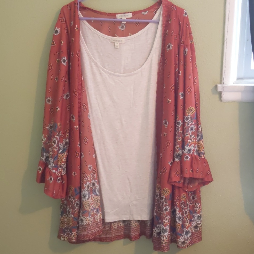 Plus size tank top and kimono combo
